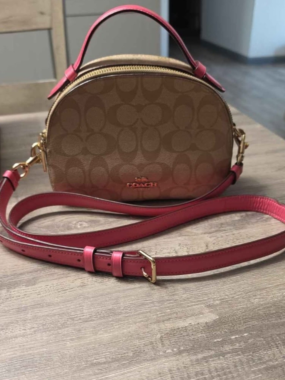 Coach Serena Satchel in Signature Canvas (Light Khaki / Confetti Pink)